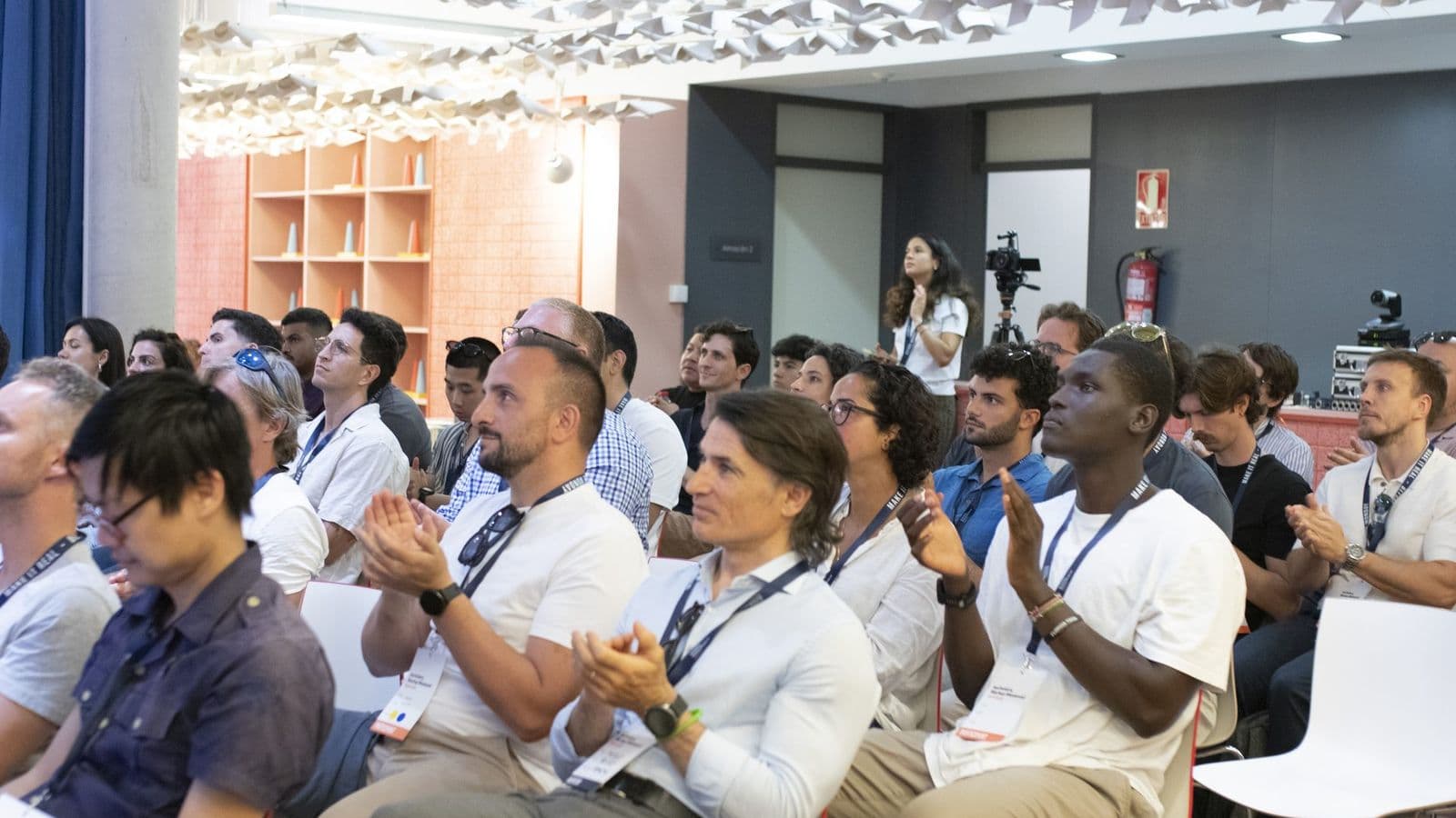 The audience applauding a pitch at Techstars Startup Weekend València, June 2026